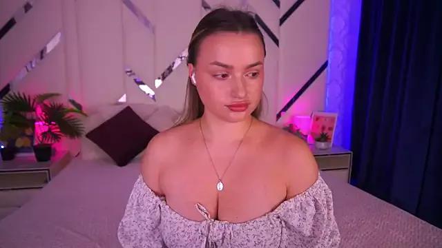 Unleash your urge for fetish cams livestreamers with our pick of steaming hot models, versed in the art of seduction and indulgence.