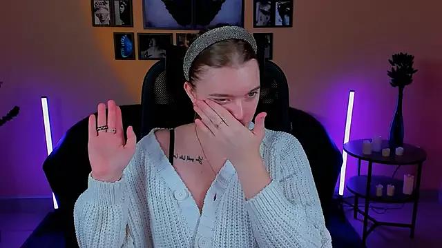 Unleash your urge for fetish cams livestreamers with our pick of steaming hot models, versed in the art of seduction and indulgence.