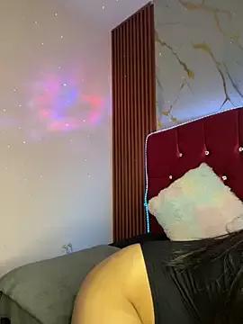 liss_hot_ from StripChat is Freechat