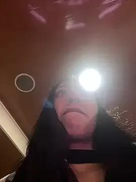 Little_aphrodite from StripChat is Freechat
