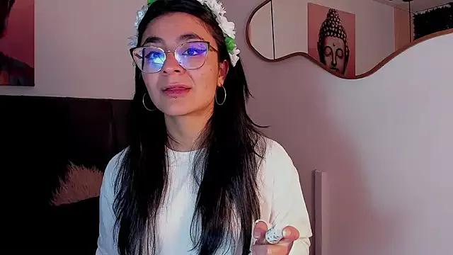 Little_gabyherrera from StripChat is Freechat