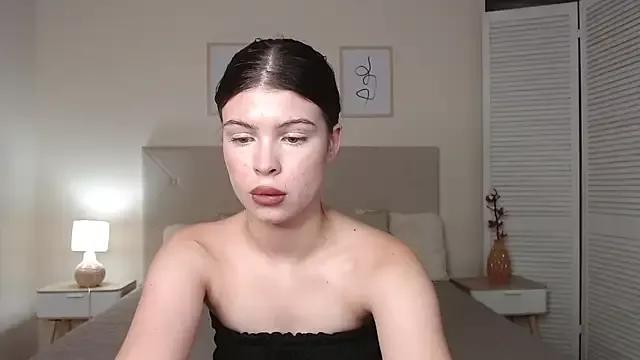 little_sweet1e_ from StripChat is Freechat