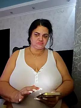 Unleash your urge for fetish cams livestreamers with our pick of steaming hot models, versed in the art of seduction and indulgence.