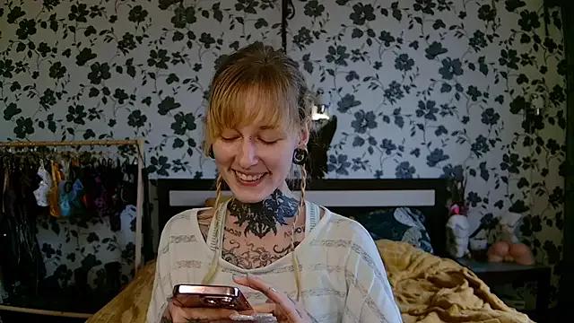 Unleash your urge for fetish cams livestreamers with our pick of steaming hot models, versed in the art of seduction and indulgence.