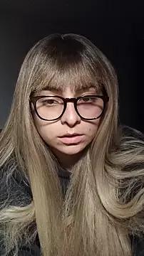 littlevalerie from StripChat is Freechat