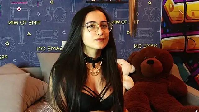 Unleash your urge for fetish cams livestreamers with our pick of steaming hot models, versed in the art of seduction and indulgence.
