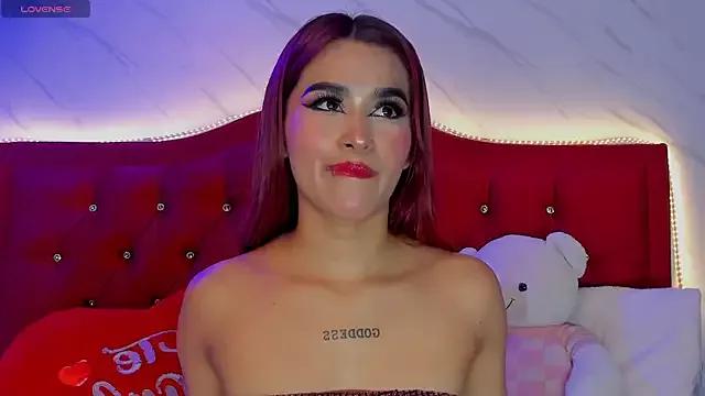 Unleash your urge for fetish cams livestreamers with our pick of steaming hot models, versed in the art of seduction and indulgence.