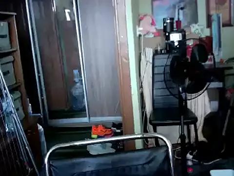 LOLA8888 from StripChat is Freechat