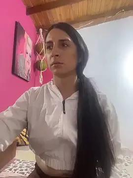 lola_diez from StripChat is Freechat