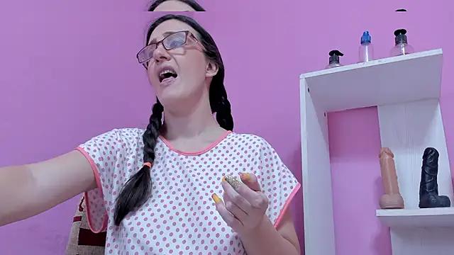 Unleash your urge for fetish cams livestreamers with our pick of steaming hot models, versed in the art of seduction and indulgence.