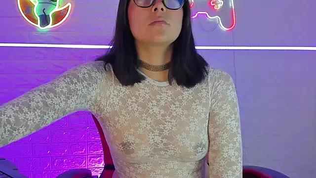 LolaXXXperience from StripChat is Freechat