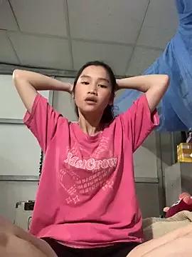 Love-Mpham12 from StripChat is Freechat