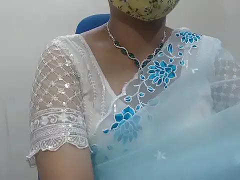 Lovely_Siri_23 from StripChat is Freechat