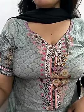 lovely_zara from StripChat is Freechat