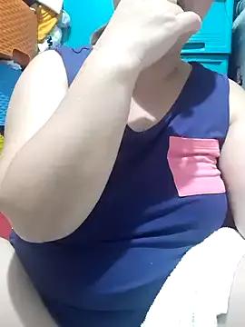 Lovelyebz1108 from StripChat is Freechat