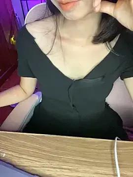 LovelyGirl222 from StripChat is Freechat