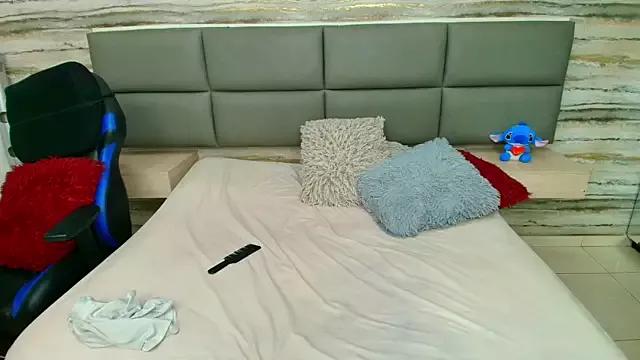 Unleash your urge for fetish cams livestreamers with our pick of steaming hot models, versed in the art of seduction and indulgence.