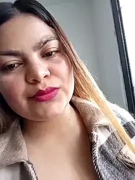 LUCIANA__99 from StripChat is Freechat