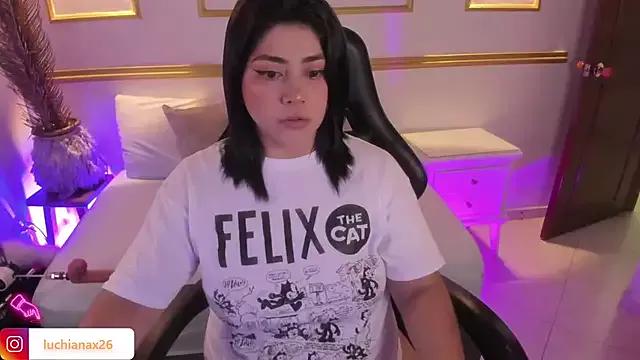 Unleash your urge for fetish cams livestreamers with our pick of steaming hot models, versed in the art of seduction and indulgence.