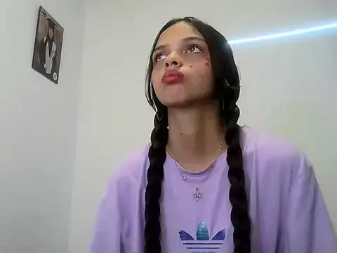 Unleash your urge for fetish cams livestreamers with our pick of steaming hot models, versed in the art of seduction and indulgence.