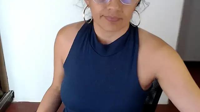 Lucyy_Naugthy from StripChat is Freechat