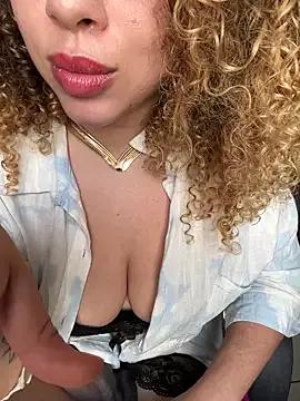 Lumy_Desire from StripChat is Freechat