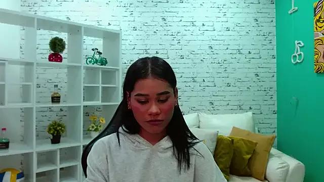 Unleash your urge for fetish cams livestreamers with our pick of steaming hot models, versed in the art of seduction and indulgence.