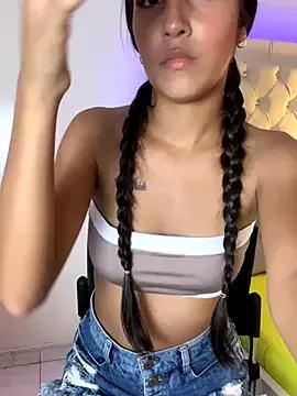 Unleash your urge for fetish cams livestreamers with our pick of steaming hot models, versed in the art of seduction and indulgence.