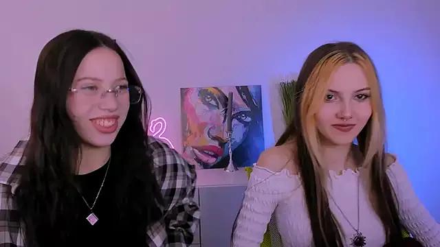 Unleash your urge for fetish cams livestreamers with our pick of steaming hot models, versed in the art of seduction and indulgence.