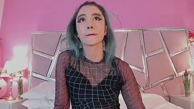Lunapage from StripChat is Freechat