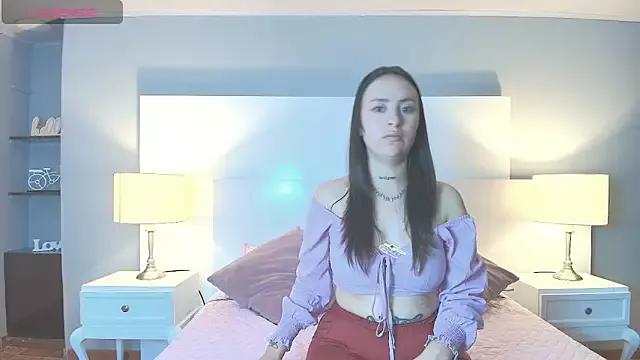 lunavelvet15 from StripChat is Freechat
