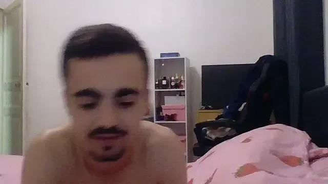 LunaXmilo from StripChat is Freechat