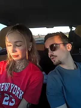 LunaXmilo from StripChat is Freechat