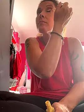 Lwhite1 from StripChat is Freechat