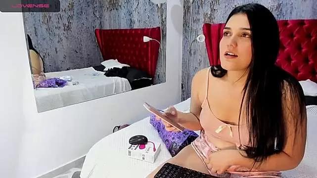 Unleash your urge for fetish cams livestreamers with our pick of steaming hot models, versed in the art of seduction and indulgence.