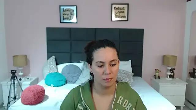 Unleash your urge for fetish cams livestreamers with our pick of steaming hot models, versed in the art of seduction and indulgence.