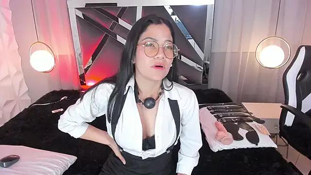 Unleash your urge for fetish cams livestreamers with our pick of steaming hot models, versed in the art of seduction and indulgence.