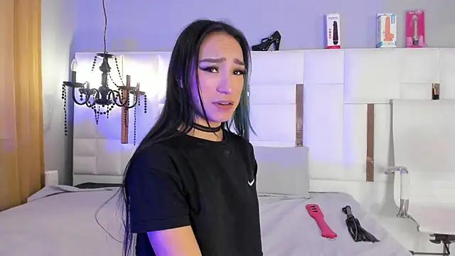 Unleash your urge for fetish cams livestreamers with our pick of steaming hot models, versed in the art of seduction and indulgence.