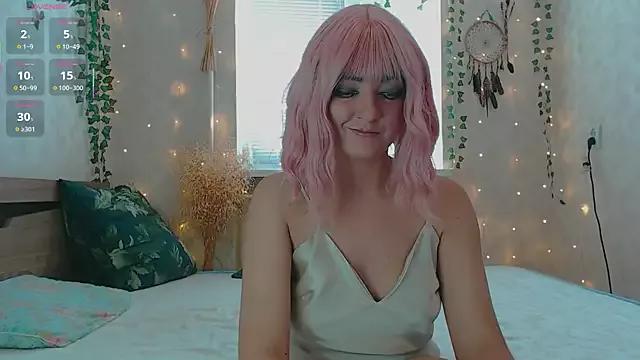 MagicPink from StripChat is Freechat