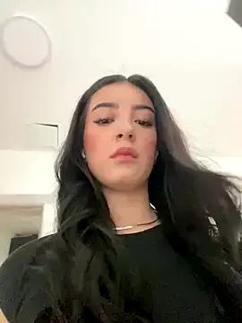 MagieeThomson from StripChat is Freechat