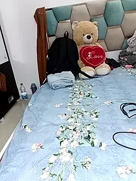 Unleash your urge for fetish cams livestreamers with our pick of steaming hot models, versed in the art of seduction and indulgence.