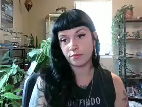 Marcelinegoddess from StripChat is Freechat