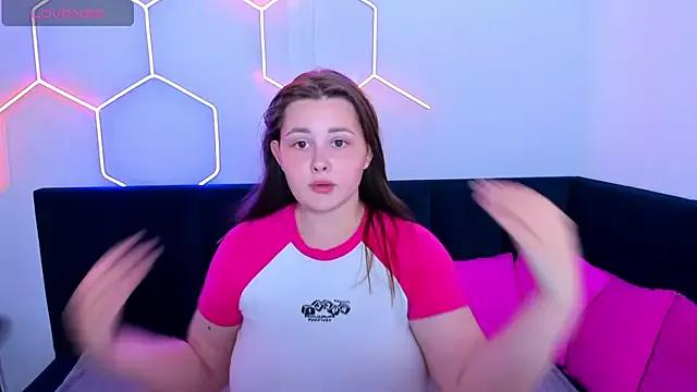 MargaretRoyy from StripChat is Freechat
