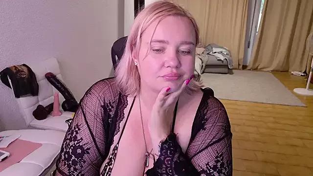 Unleash your urge for fetish cams livestreamers with our pick of steaming hot models, versed in the art of seduction and indulgence.
