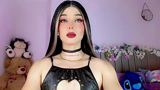 Unleash your urge for fetish cams livestreamers with our pick of steaming hot models, versed in the art of seduction and indulgence.