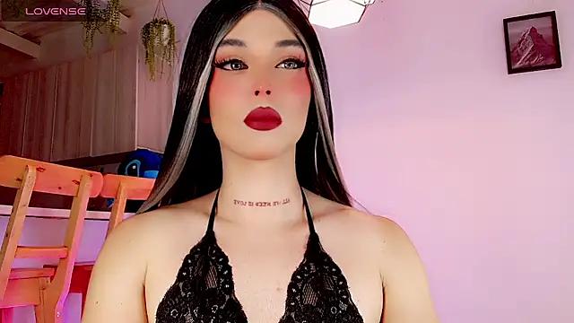 Unleash your urge for fetish cams livestreamers with our pick of steaming hot models, versed in the art of seduction and indulgence.