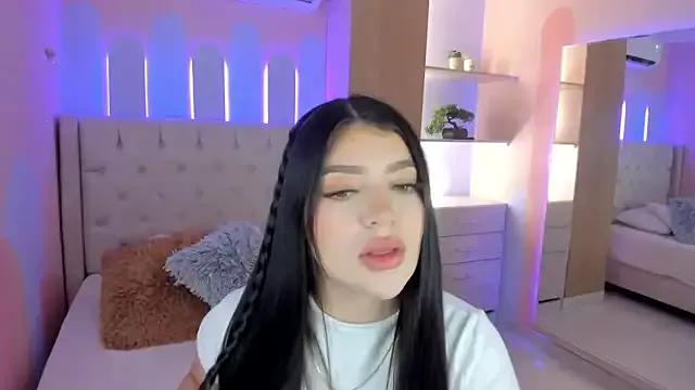 Unleash your urge for fetish cams livestreamers with our pick of steaming hot models, versed in the art of seduction and indulgence.