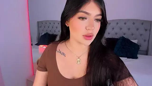 Unleash your urge for fetish cams livestreamers with our pick of steaming hot models, versed in the art of seduction and indulgence.