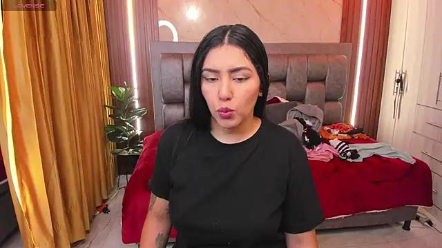 Unleash your urge for fetish cams livestreamers with our pick of steaming hot models, versed in the art of seduction and indulgence.