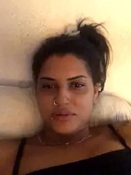 Marianasapequinha from StripChat is Freechat